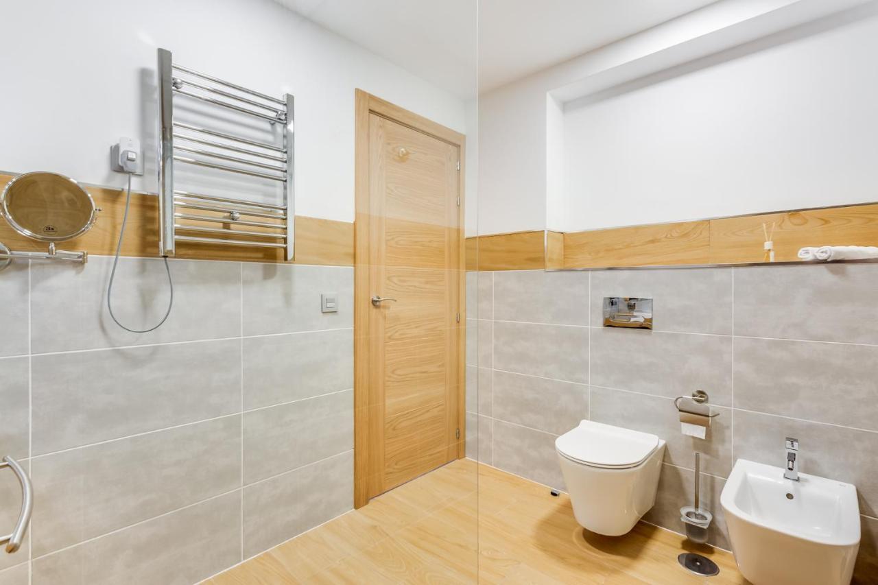 New 1 Bedroom Apartement On The Sea In Marbella. Экстерьер фото